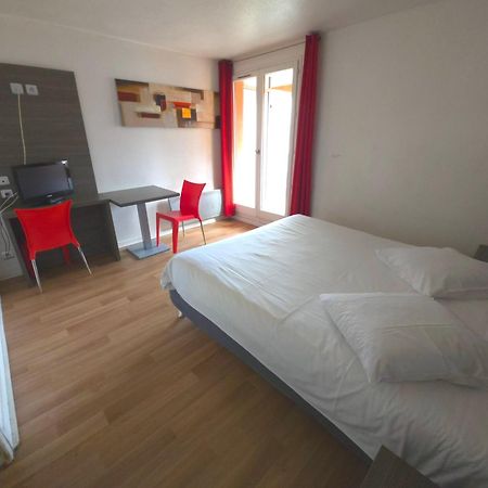 גאייאר Geneva Residence מראה חיצוני תמונה