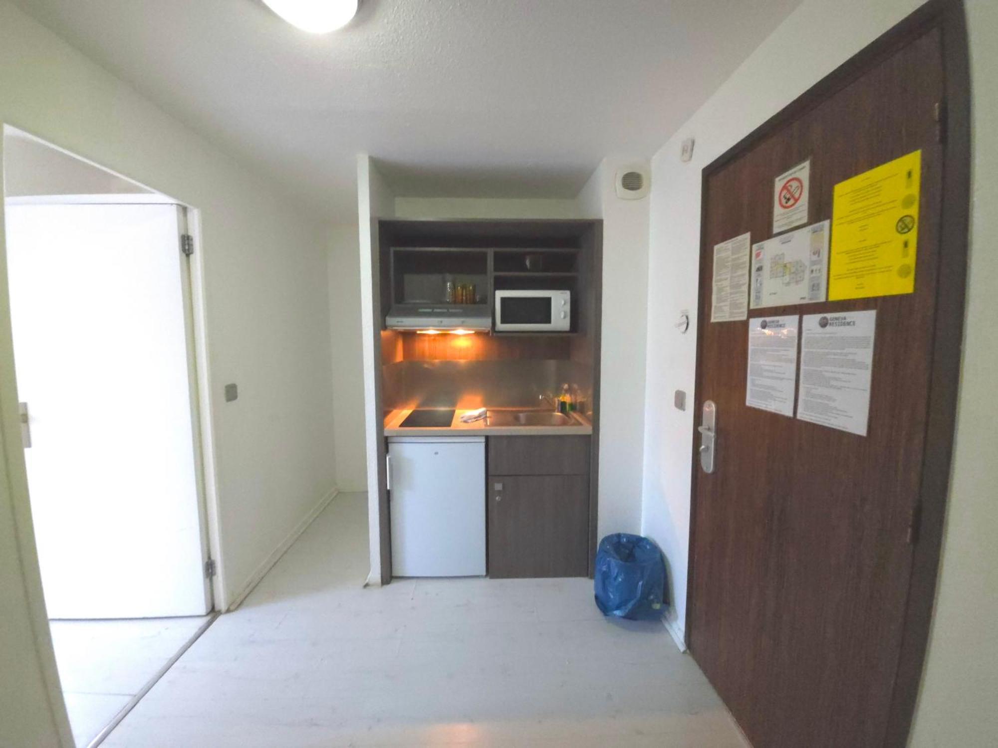 גאייאר Geneva Residence מראה חיצוני תמונה
