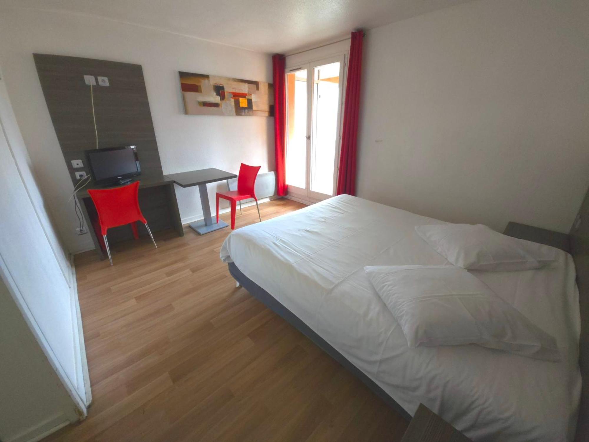 גאייאר Geneva Residence מראה חיצוני תמונה