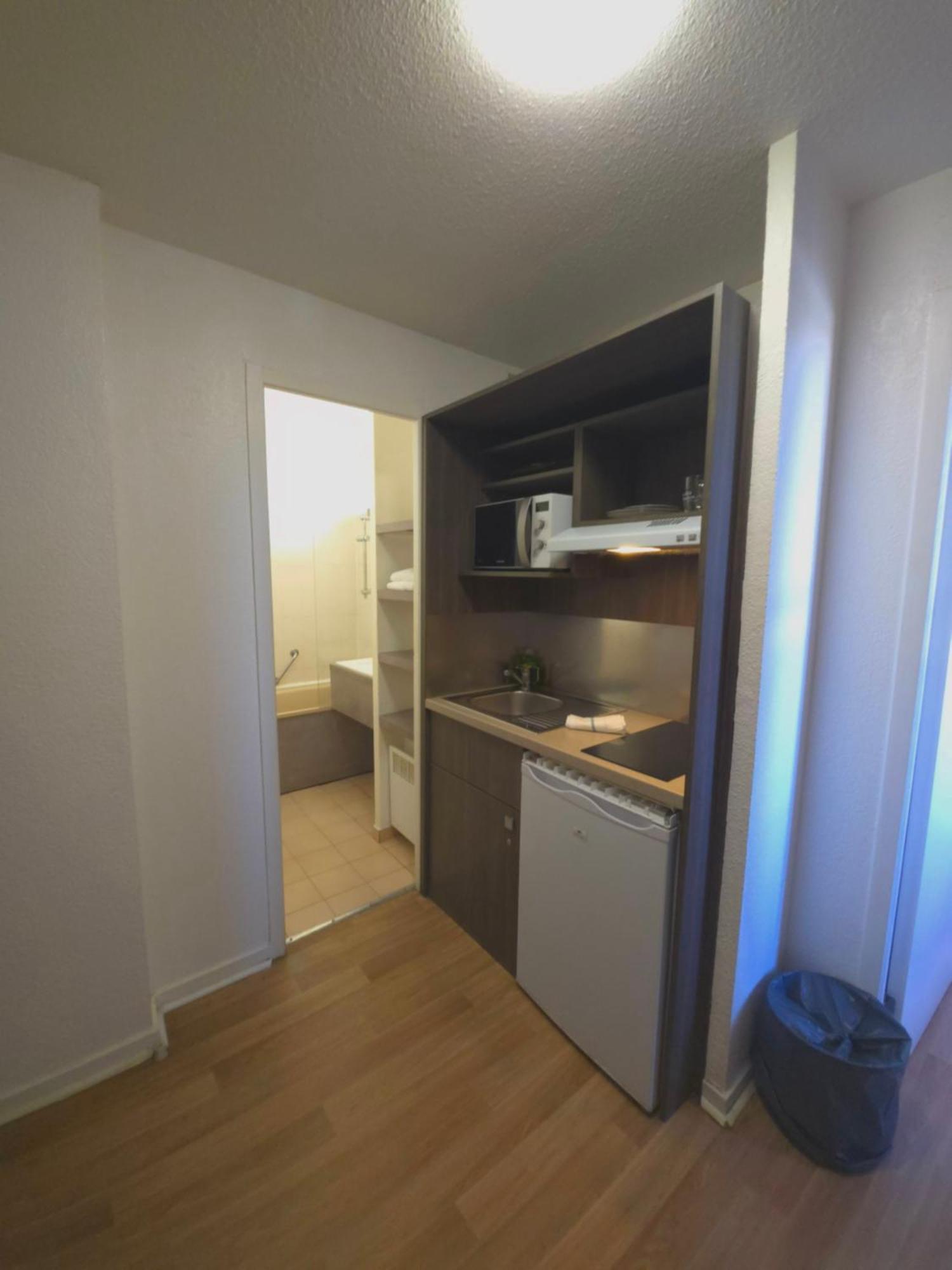 גאייאר Geneva Residence מראה חיצוני תמונה