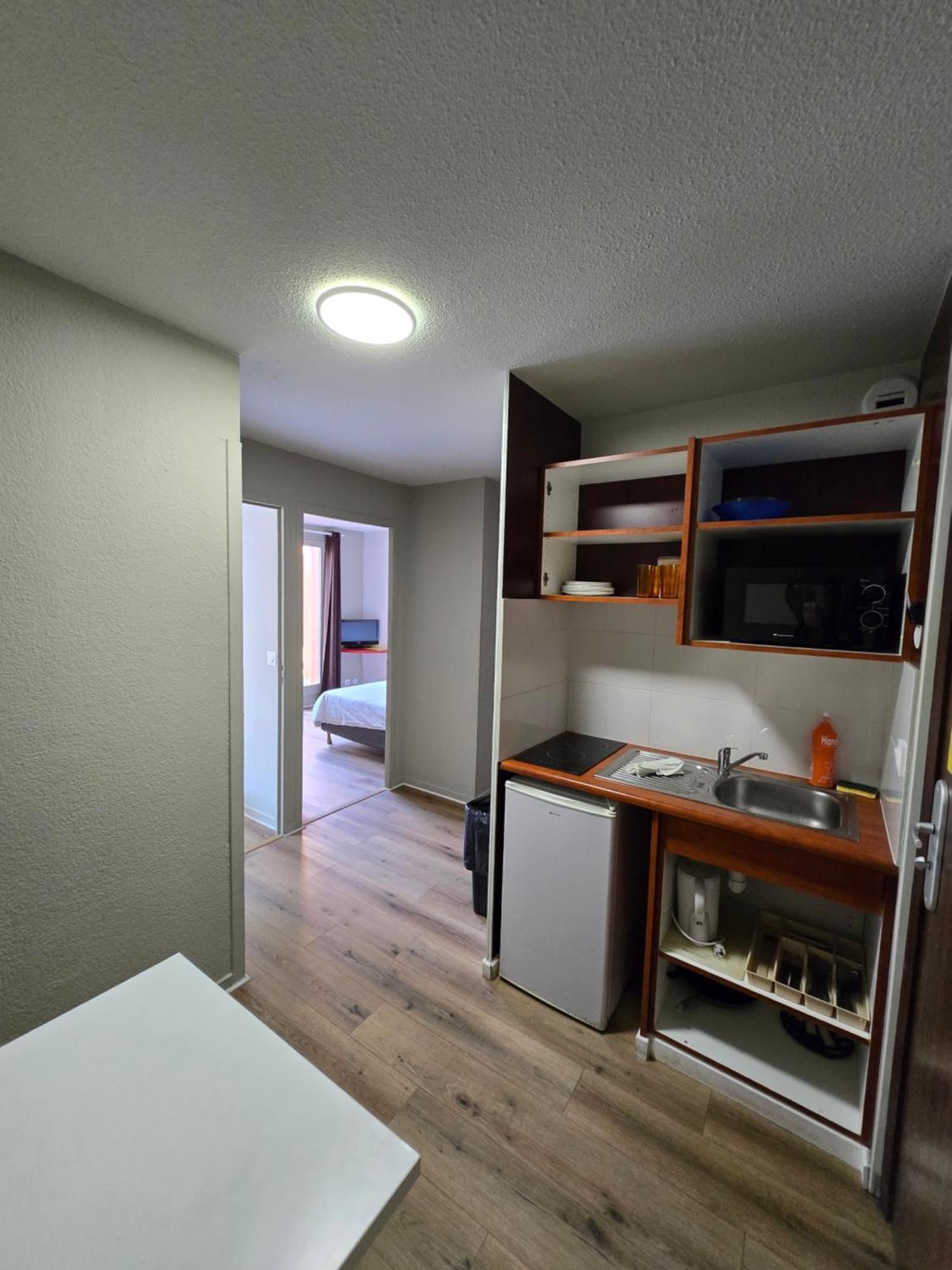 גאייאר Geneva Residence מראה חיצוני תמונה