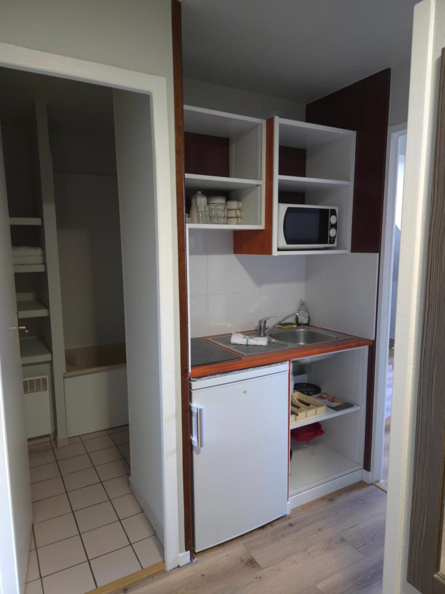 גאייאר Geneva Residence מראה חיצוני תמונה